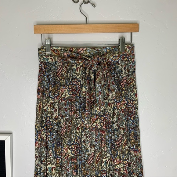 Lark+Gray Red and Green A-line Midi Skirt with Pleated Tie Front Size Small - Picture 4 of 9